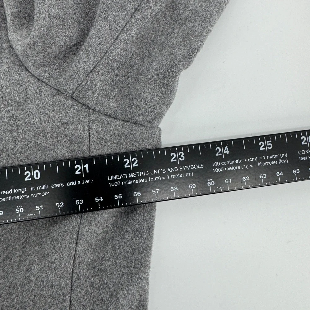 Banana Republic Mens 44R Grey Wool Blend Two Button Blazer Sport Coat Jacket
